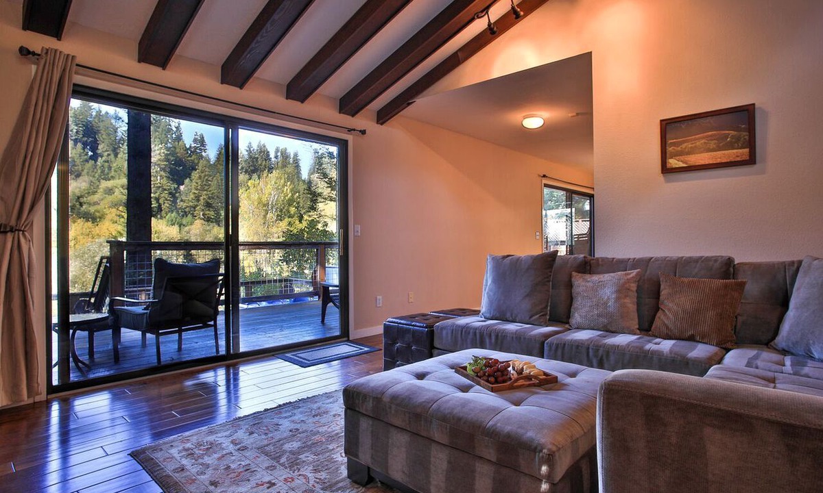 Guerneville Cabin | Pet-Friendly Cabin Rental with Hot Tub and Private Dock for Glamping in Northern California