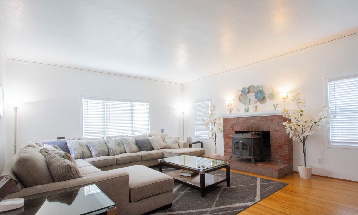 Watsonville House | Marine Oasis Elite Entertainment Quality comfort sleeps 12