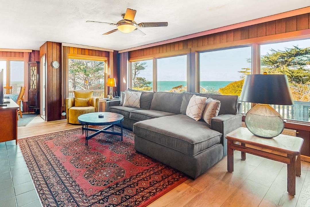 Mendocino House | Oceanview Home with Guest Cottage & Artist Studio