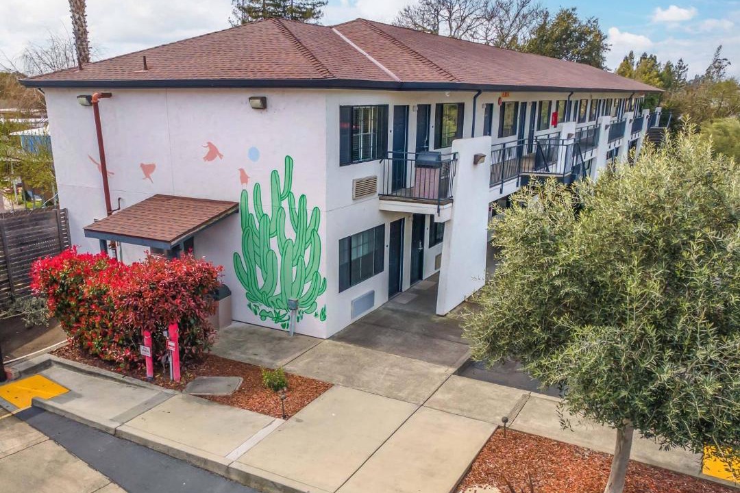 Santa Rosa Hotel | The Sandman Santa Rosa Sonoma, an Ascend Collection Hotel