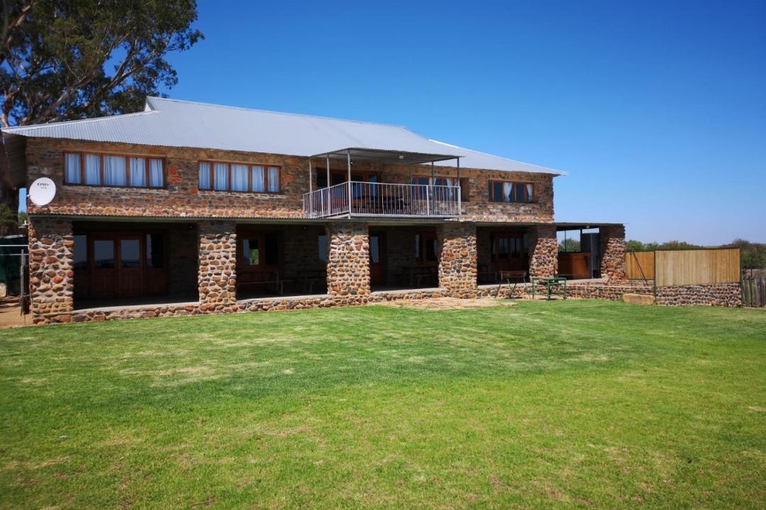 Masilonyana Cabin | Baruch Predator Ranch