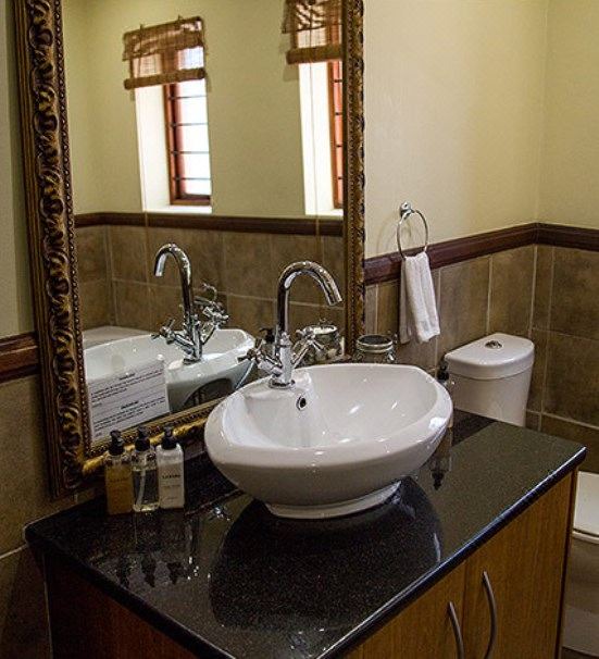 Photo of Bathroom in Baileys Muckleneuk