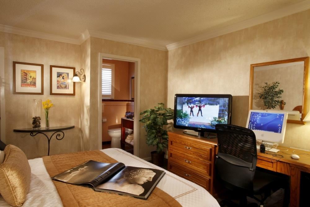 Photo of Livingroom in Millbrae