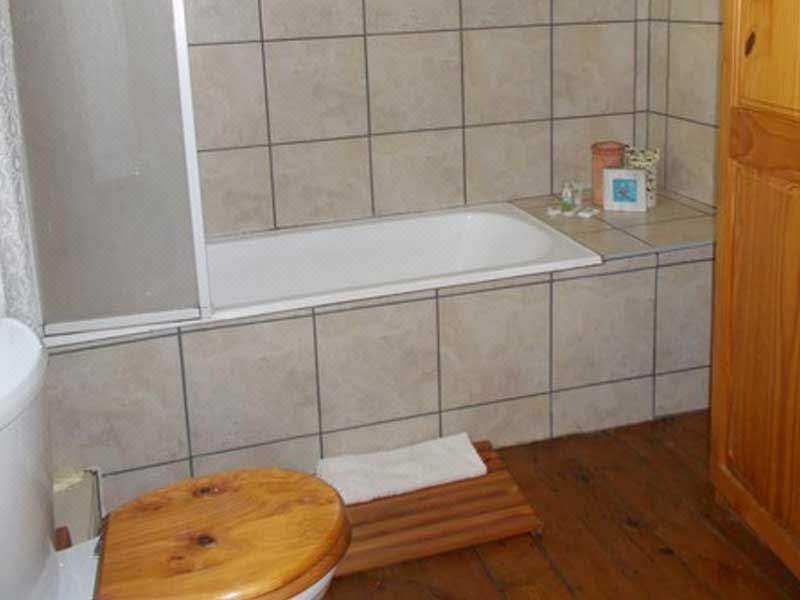 Photo of Bathroom in Emgwenya