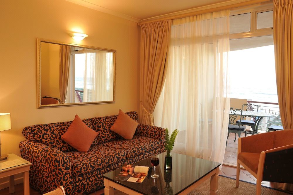 Photo of Livingroom in Lagoon Beach