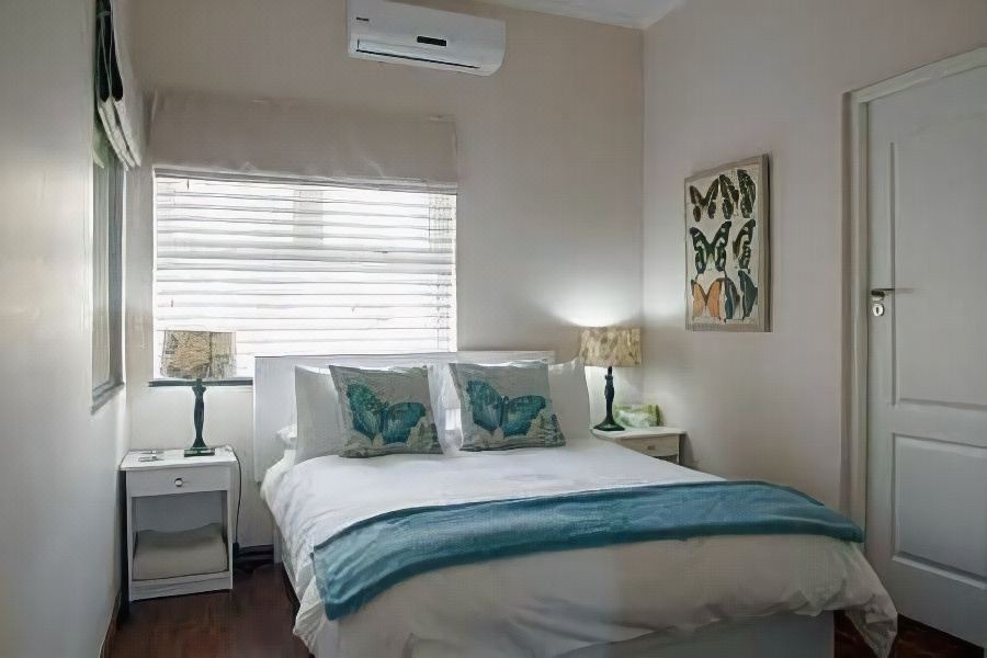 Photo of Bedroom in Three Anchor Bay