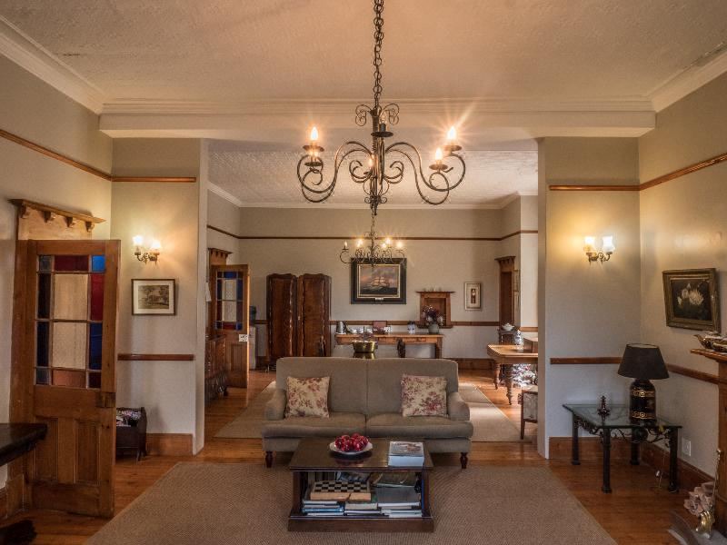 Photo of Livingroom in Paterson