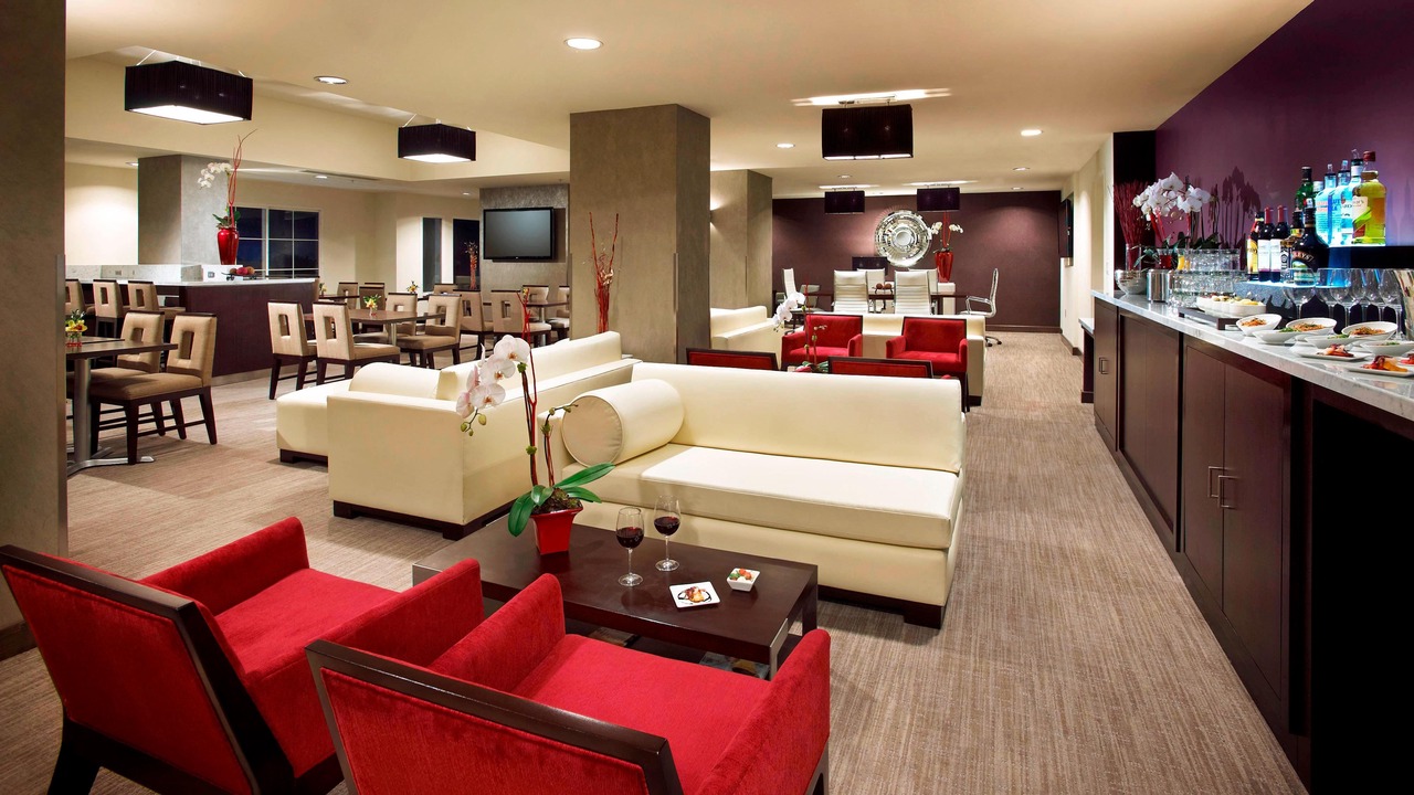 Photo of Livingroom in Central San Mateo
