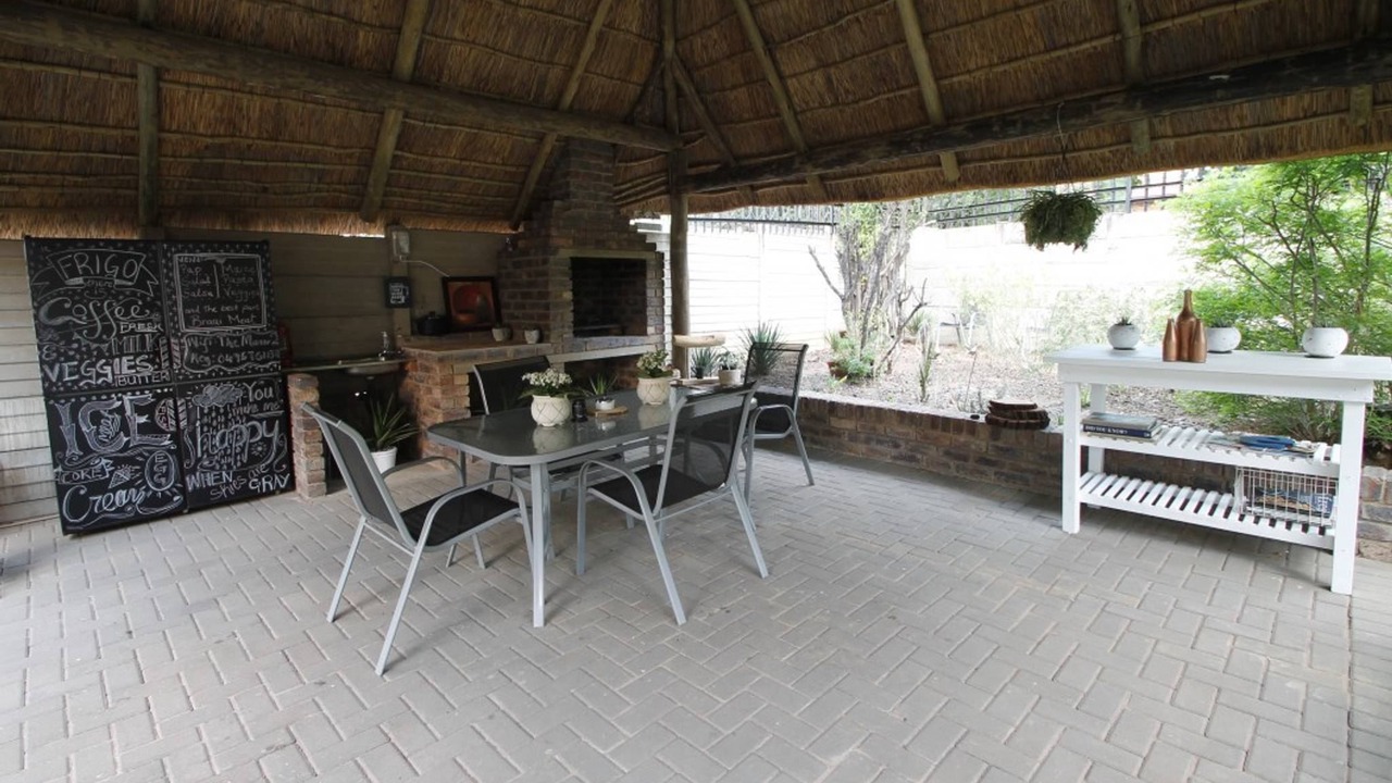 Photo of Patio Balcony in The Reeds