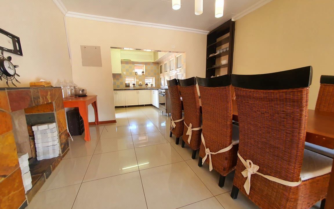 Photo of Livingroom in Mahikeng
