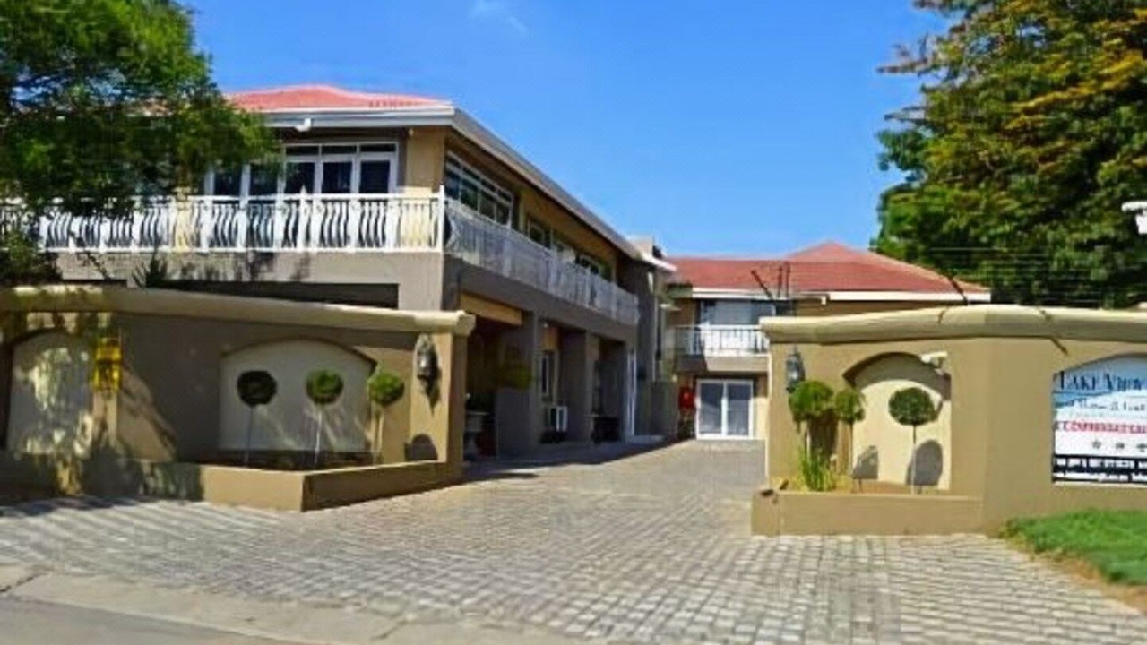 Photo of Buildings in Farrarmere
