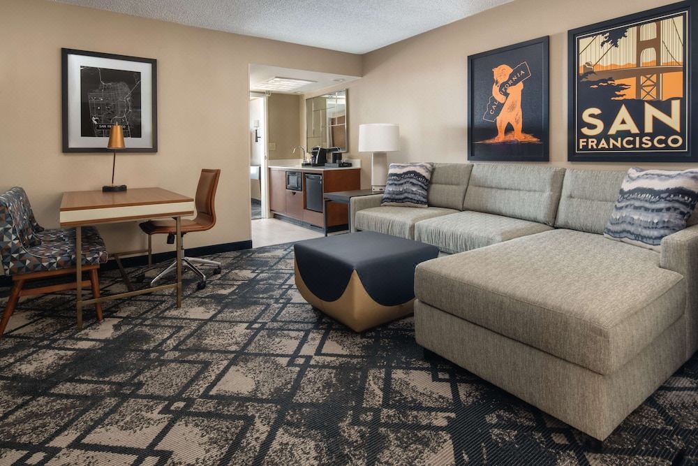 Photo of Livingroom in The East Side