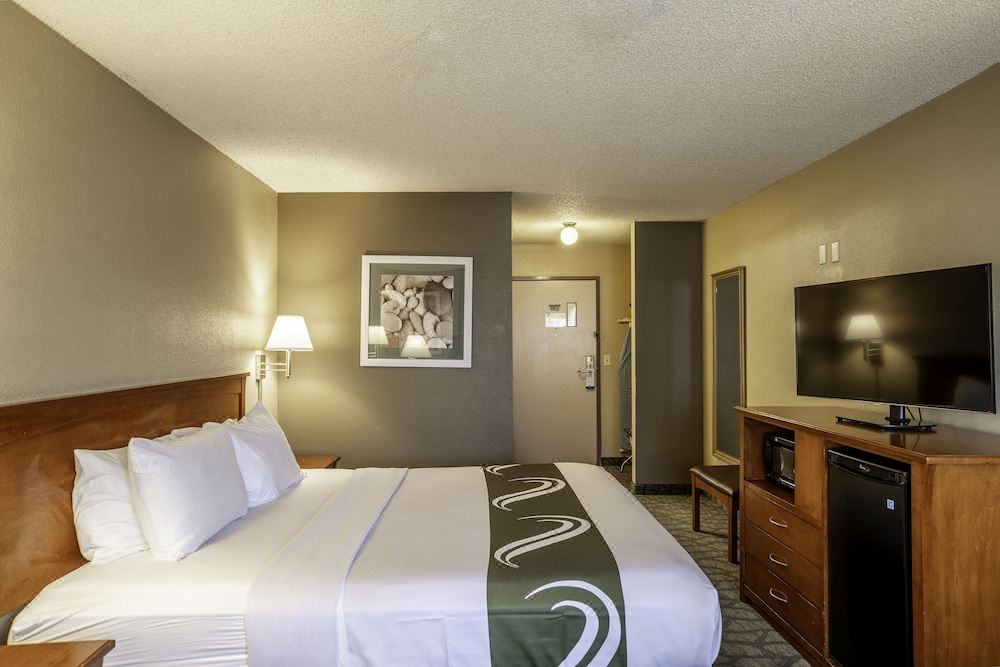 Photo of Bedroom in Modesto