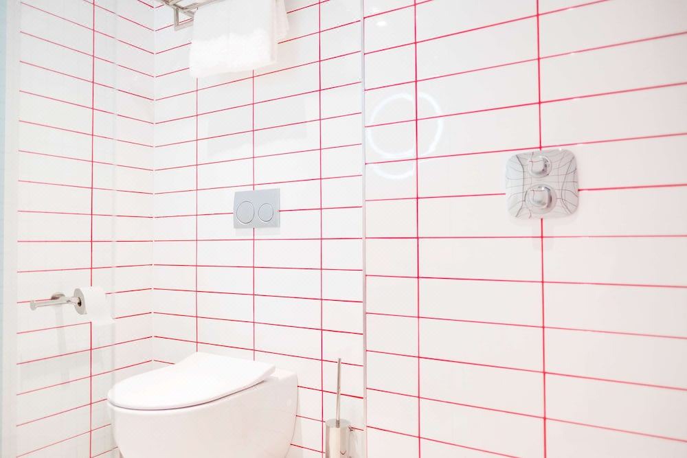 Photo of Bathroom in Silo District
