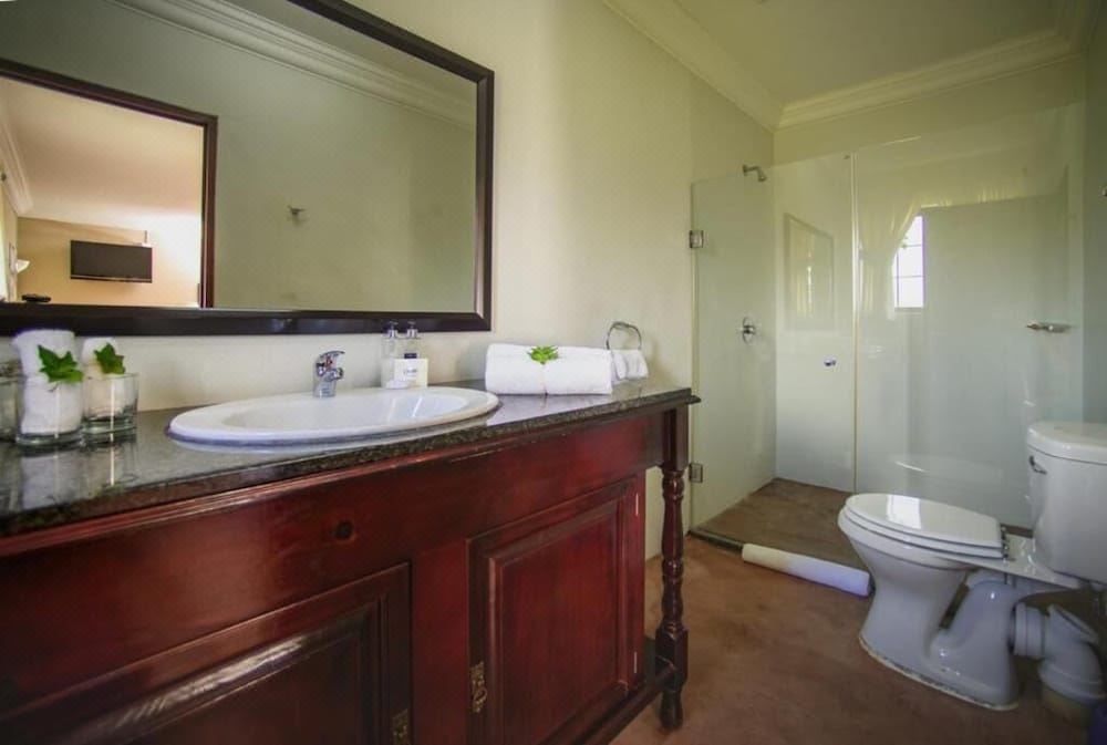 Photo of Bathroom in Kingsview