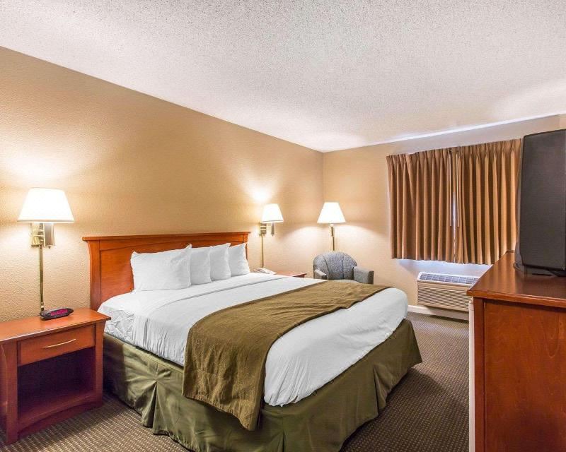 Photo of Bedroom in Modesto