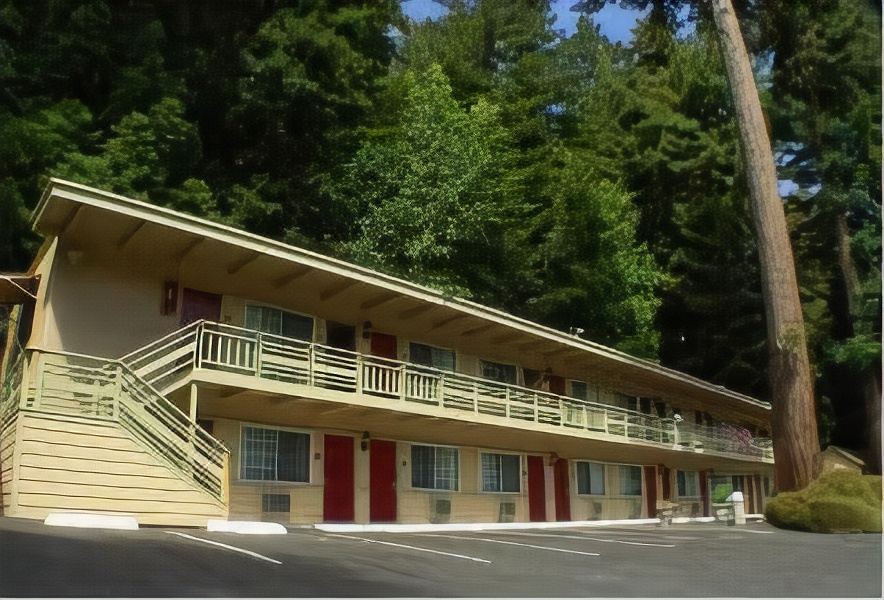 Photo of Buildings in Ben Lomond