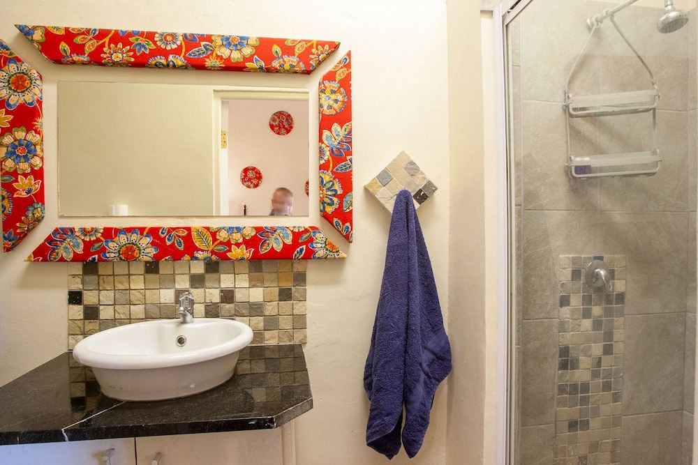 Photo of Bathroom in Strand