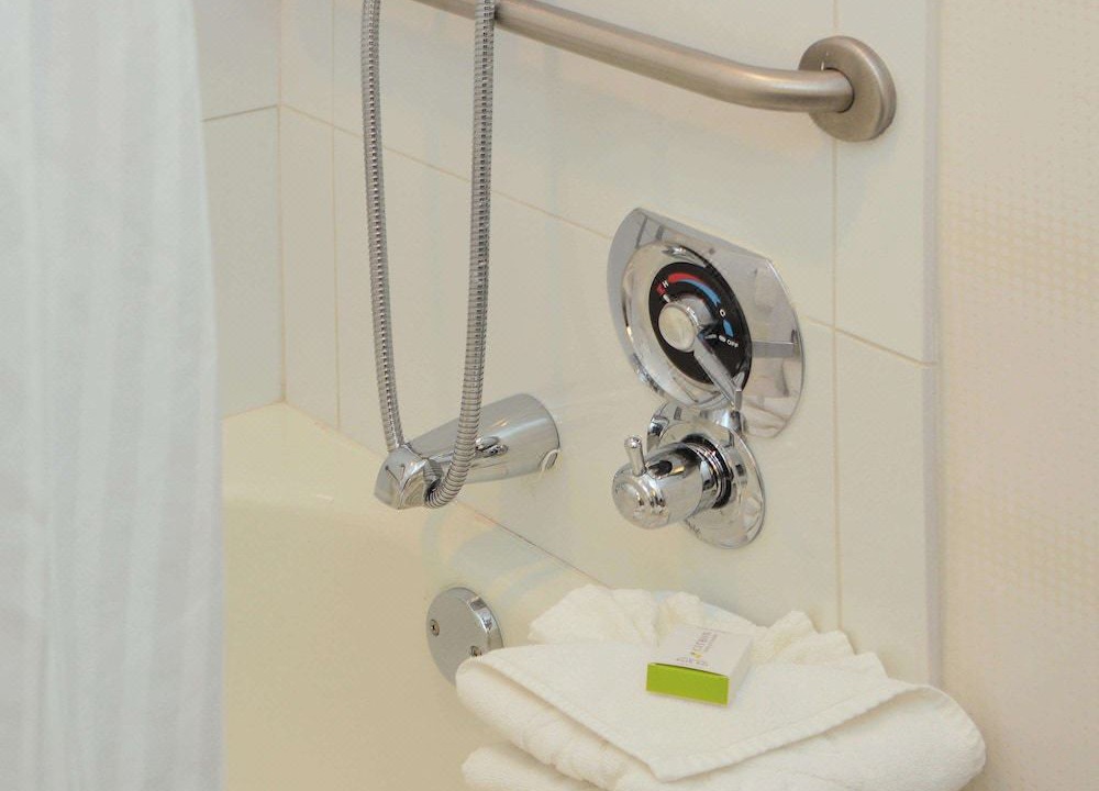 Photo of Bathroom in Newark