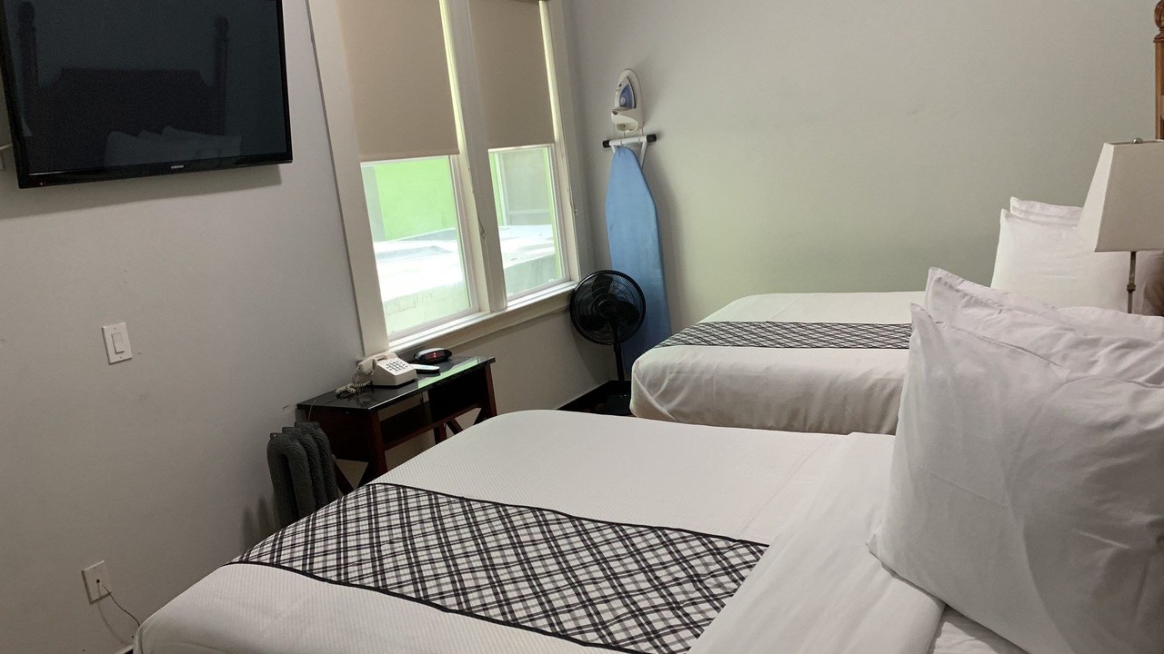 Photo of Bedroom in Tenderloin
