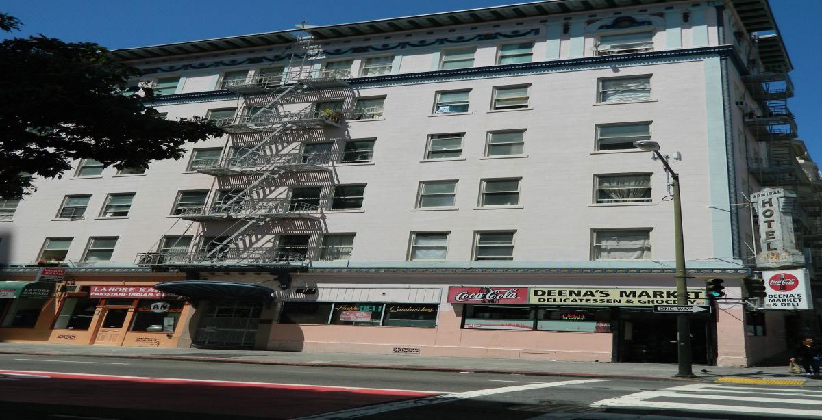 Photo of Buildings in Tenderloin