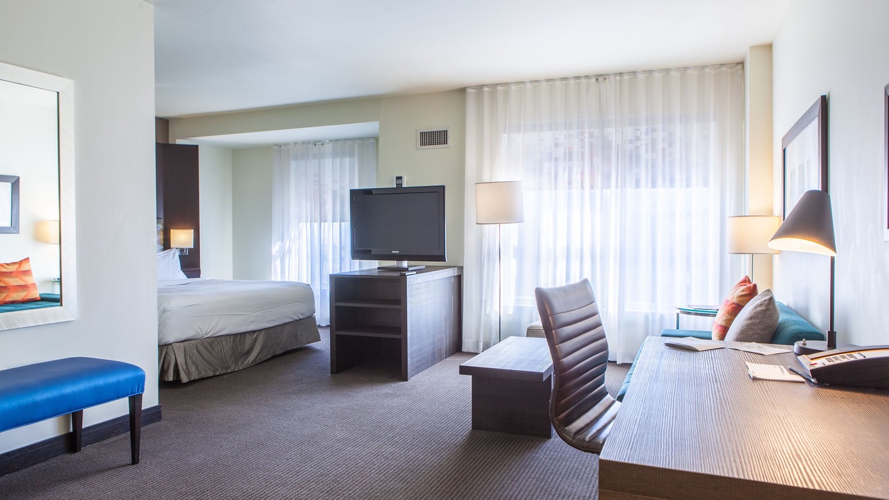 Photo of Livingroom in Newark