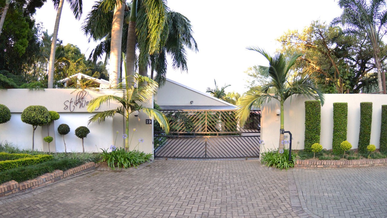 Photo of Buildings in Kingsview