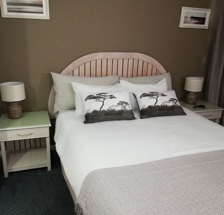 Photo of Bedroom in Lagoon Beach