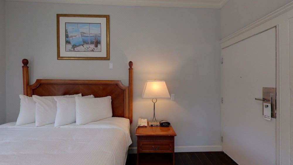 Photo of Bedroom in Tenderloin
