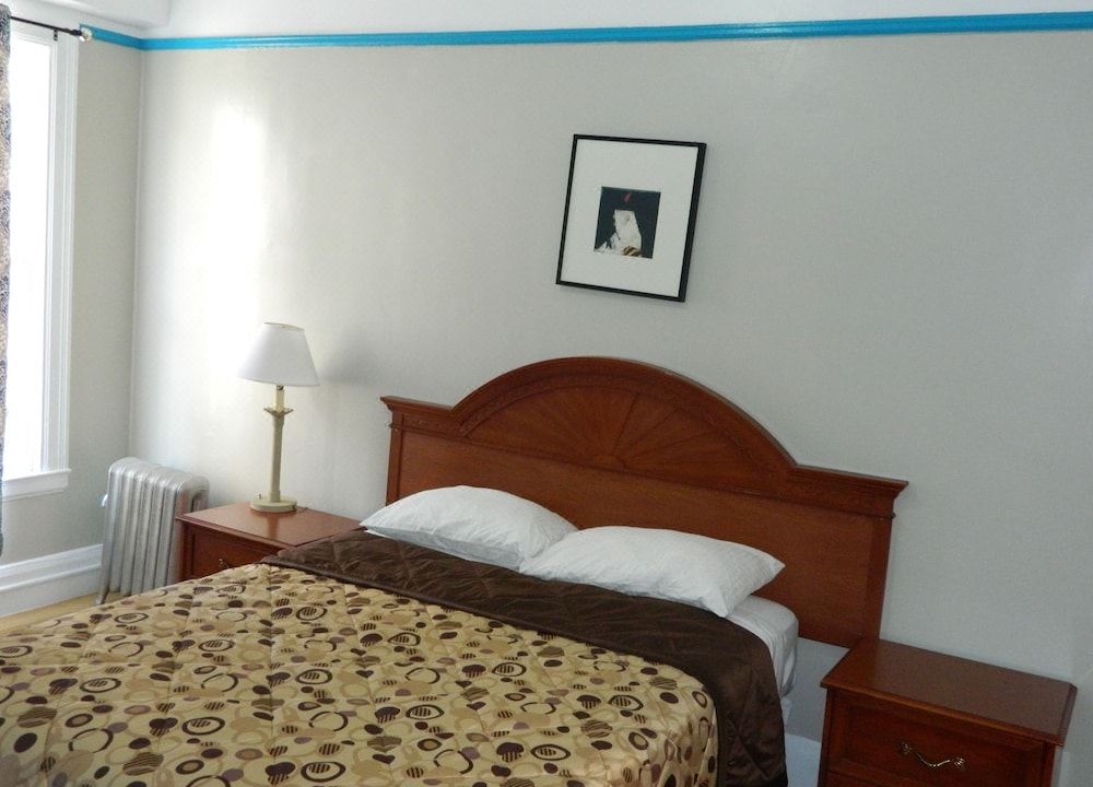 Photo of Bedroom in Tenderloin