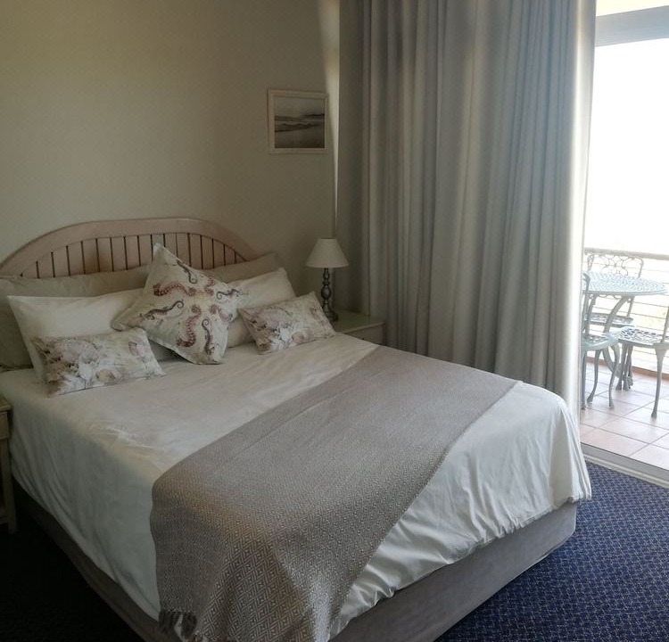 Photo of Bedroom in Lagoon Beach