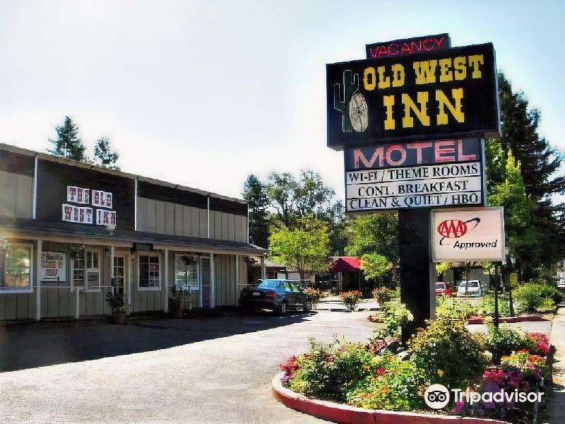 Photo of Buildings in Willits