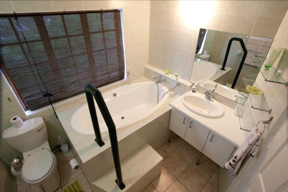 Photo of Bathroom in Kloof