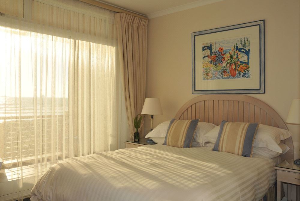 Photo of Bedroom in Lagoon Beach