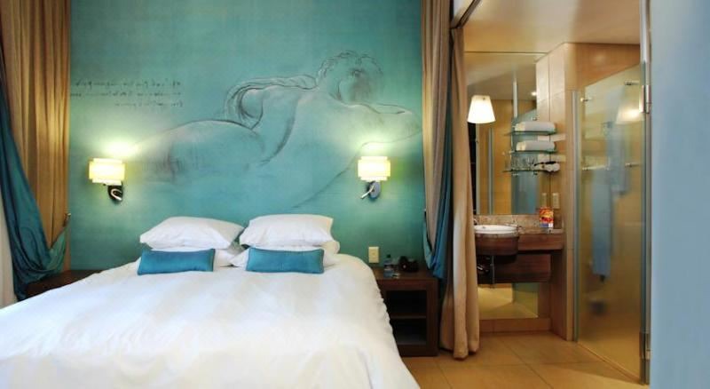 Photo of Bedroom in O.R. Tambo