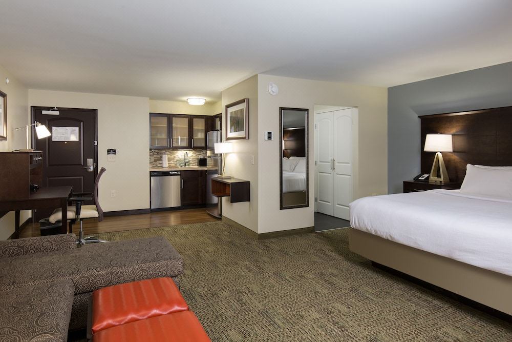 Photo of Bedroom in Newark