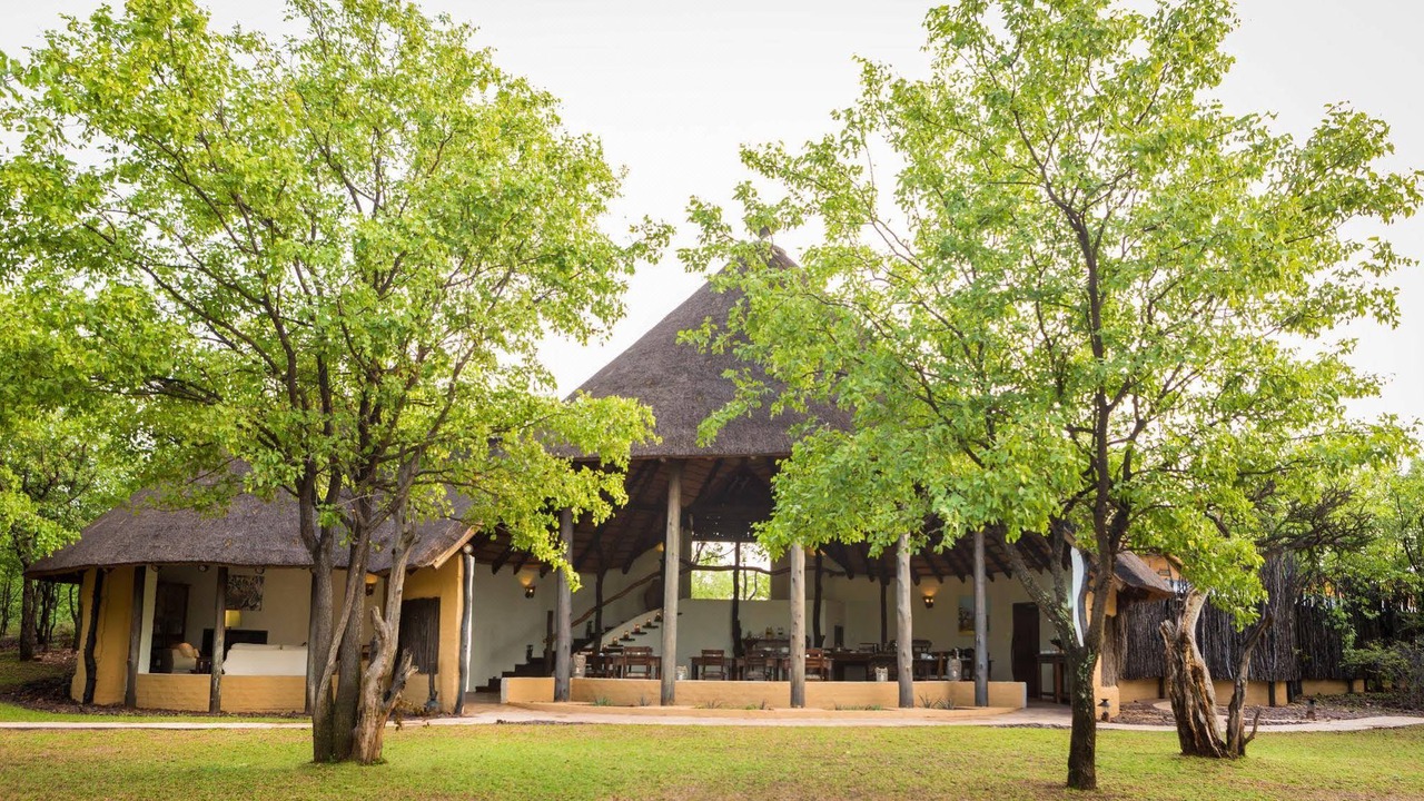 Photo of Buildings in Weipe