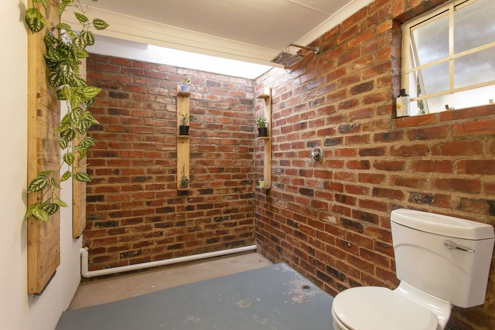 Photo of Bathroom in Garsfontein