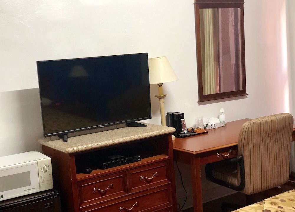 Photo of Livingroom in Tenderloin