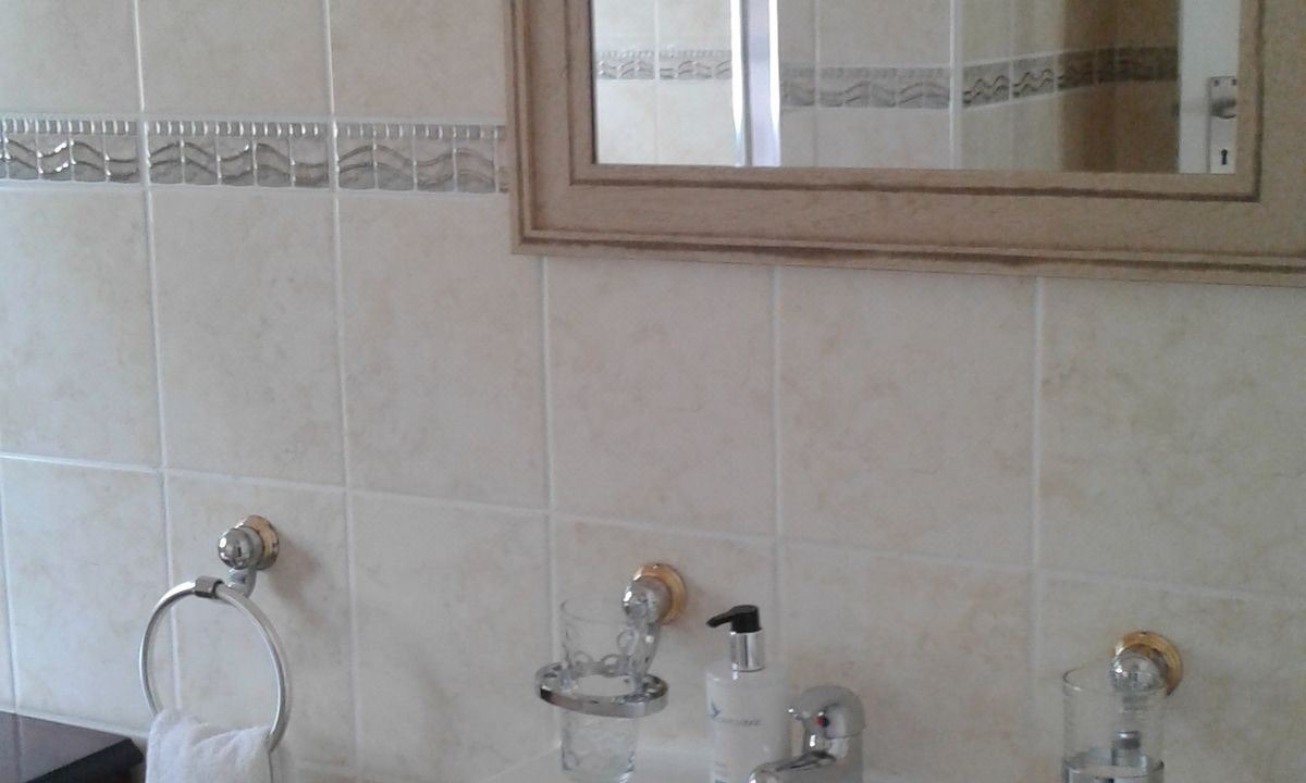 Photo of Bathroom in Walmer