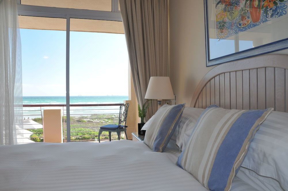 Photo of Bedroom in Lagoon Beach