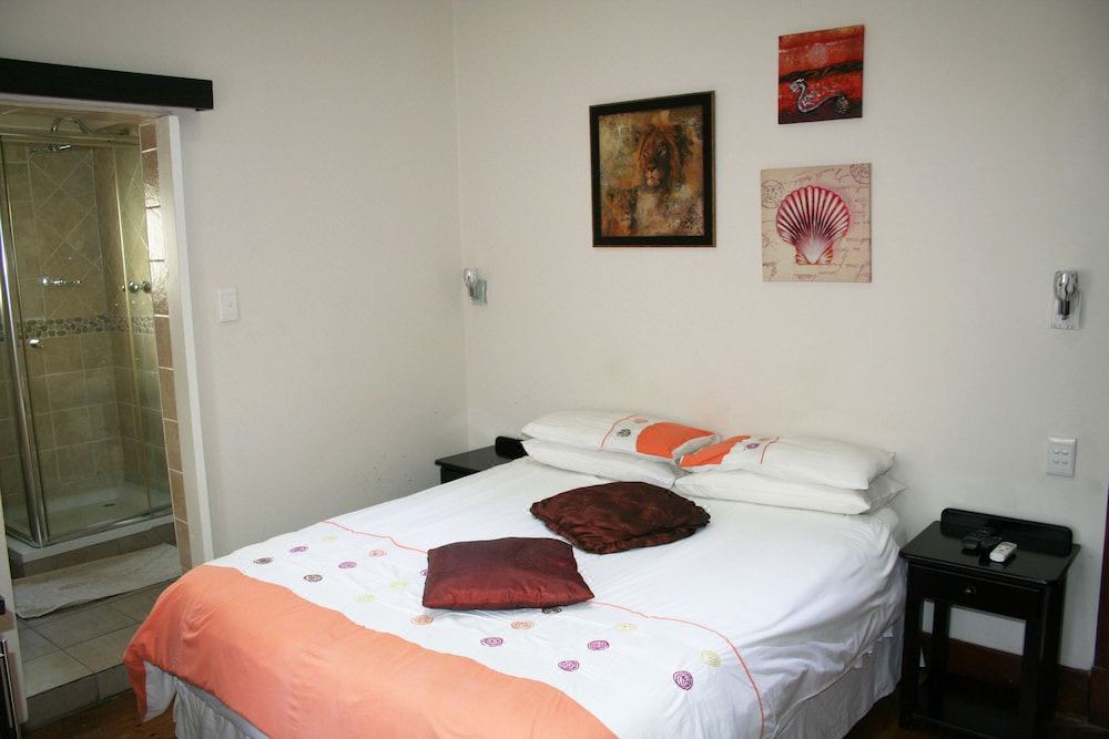 Photo of Bedroom in Scottsville