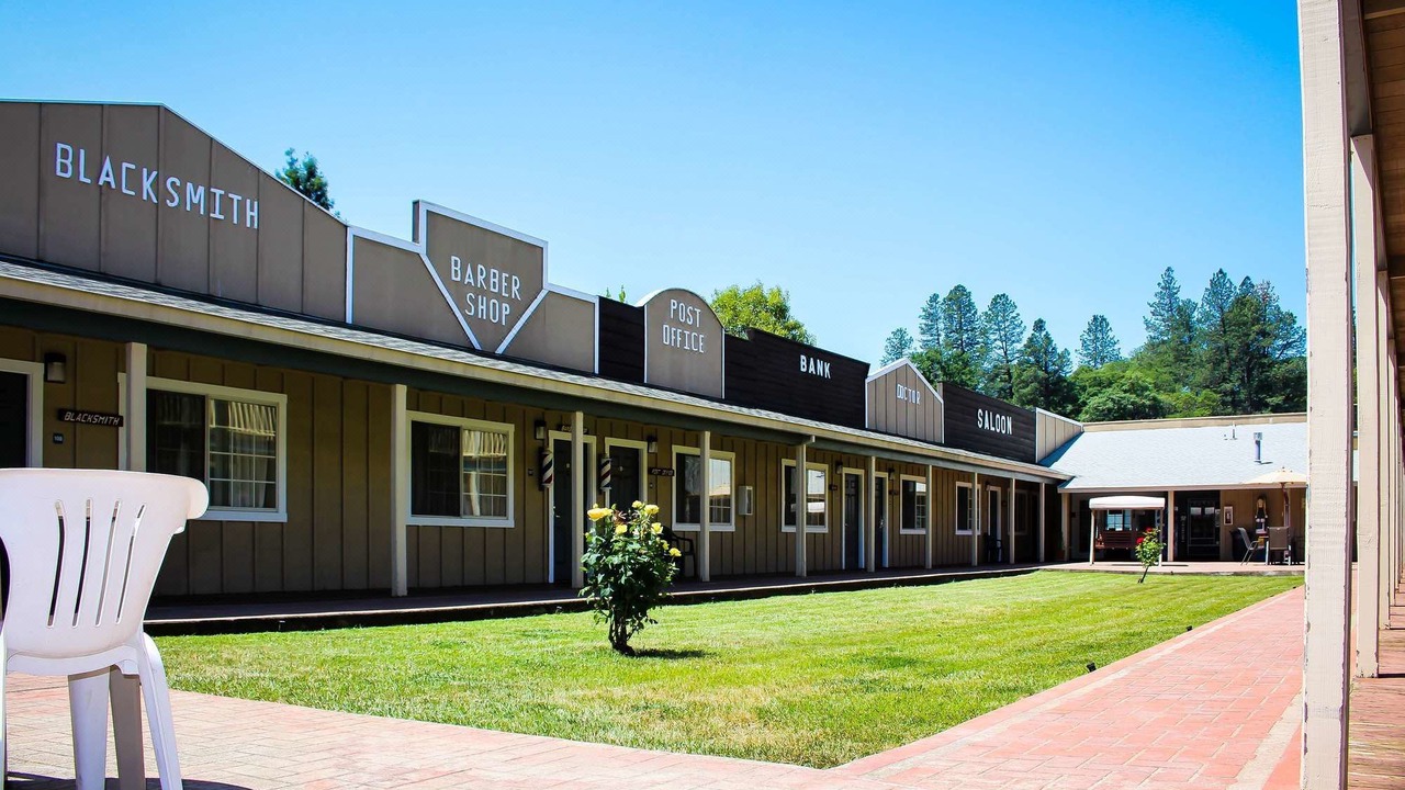 Photo of Buildings in Willits