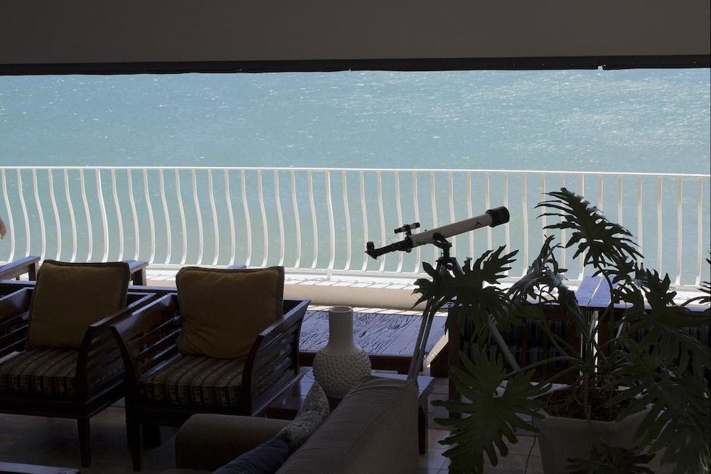 Photo of Livingroom in Mountainside