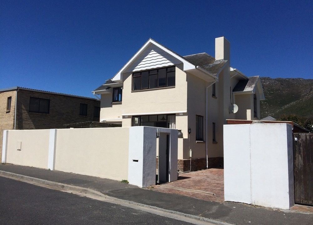 Photo of Buildings in Muizenberg