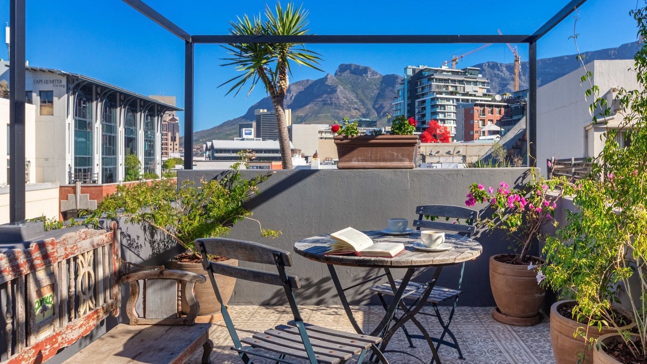 Photo of Patio Balcony in Cape Town City Centre