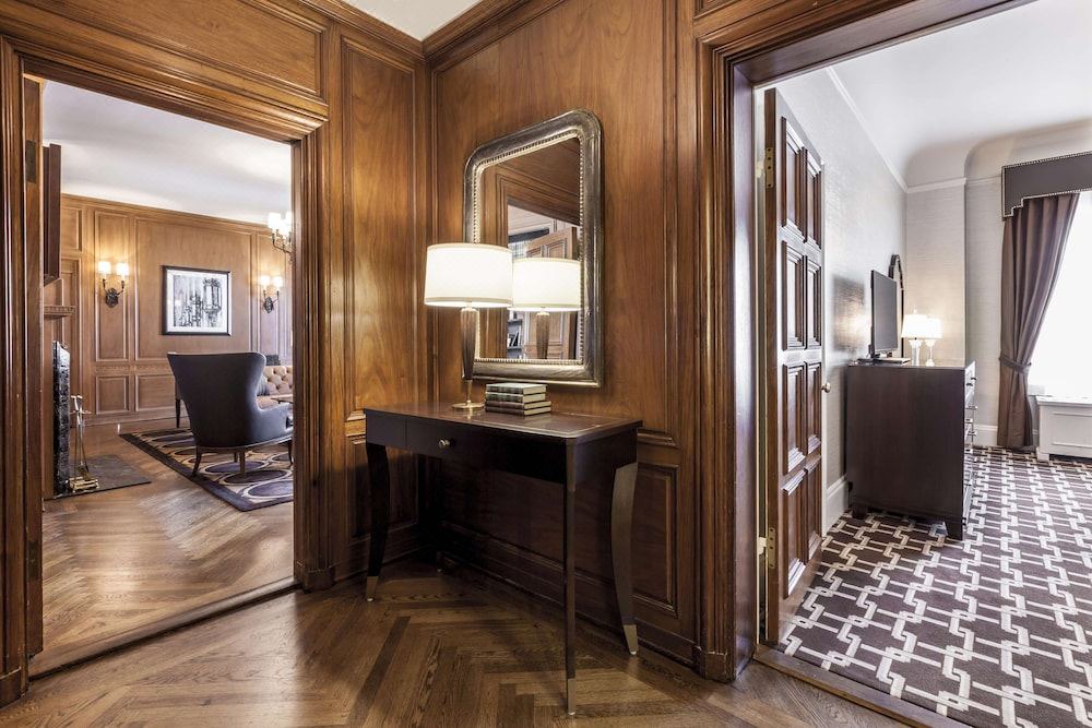 Photo of Livingroom in Nob Hill