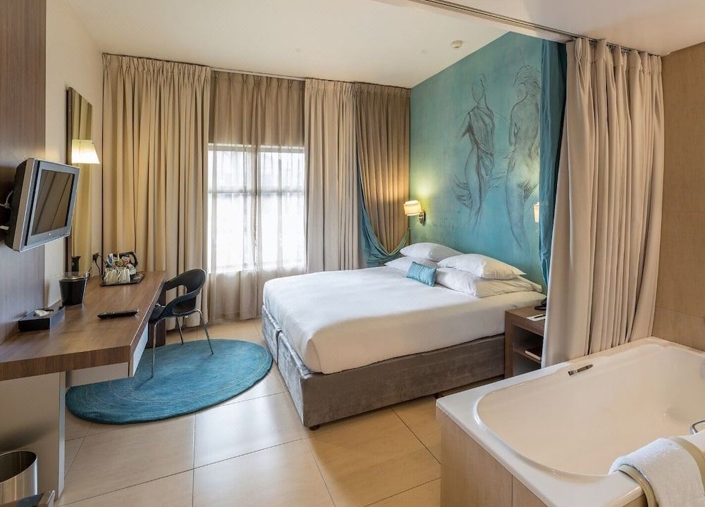 Photo of Bedroom in O.R. Tambo