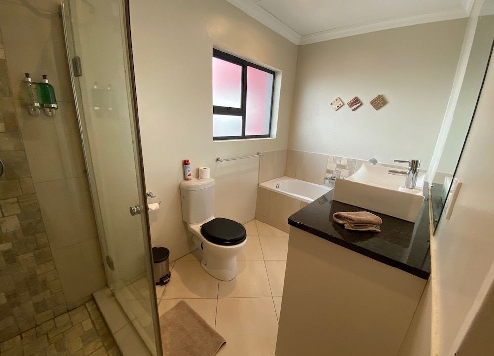Photo of Bathroom in Beaufort West