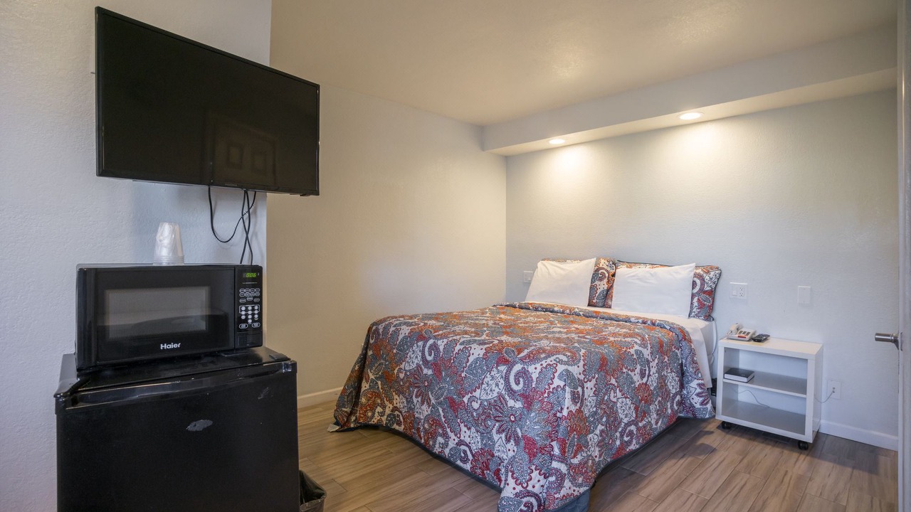 Photo of Bedroom in Northwest Berkeley